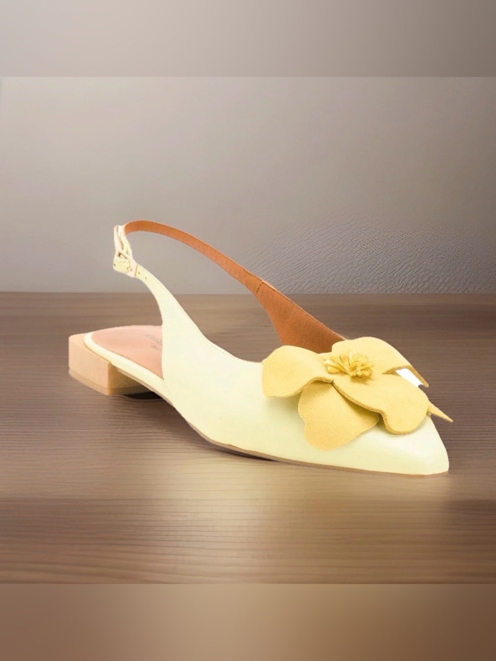 Angel Alarcon Floral Accent Leather Elegant Slingback Flats Shoes|Canary  ~8.5